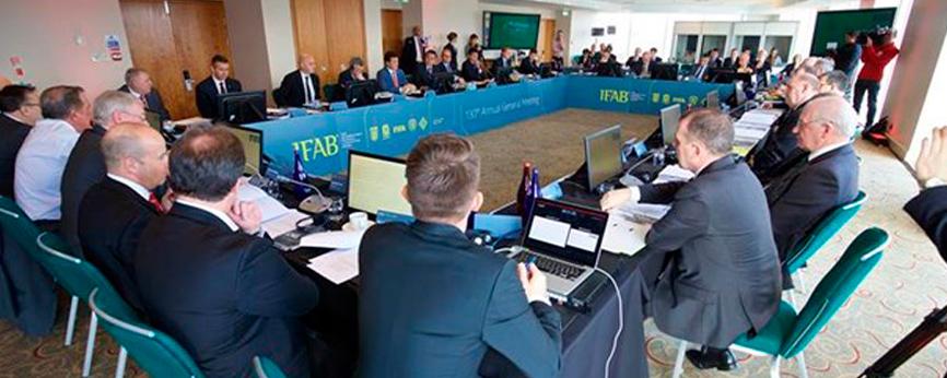 IFAB обсудил в Глазго возможное внесение изменений в правила футбола