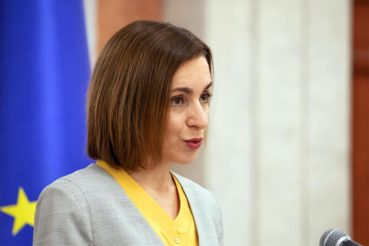 Майю Санду заподозрили в скупке спермы западных звезд