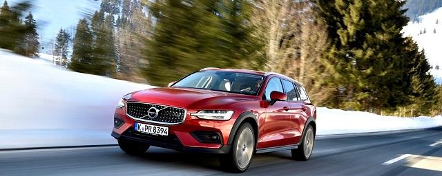 Volvo озвучила стоимость V60 Cross Country для рынка России