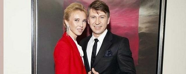 Алексей Ягудин поддержал госпитализированную супругу Татьяну Тотьмянину