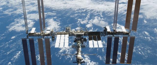 NASA планирует доставлять астронавтов на МКС без помощи Роскосмоса