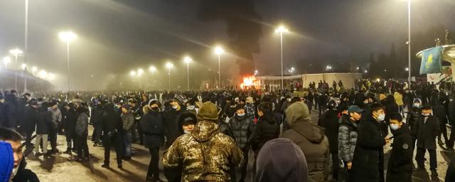 Умирающий казахстан. Бунт в Казахстане. В Казахстане массовых акций протеста. Казахстан митинг трупы. Погибшие в Казахстане протесты.