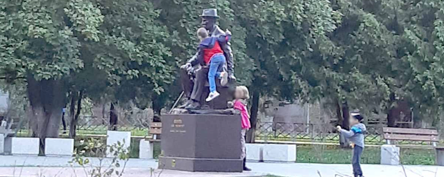 В Рязанской области дружинники вынуждены охранять памятник от вандалов
