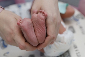 В Саратовской области мамы двух детей получают губернаторскую выплату