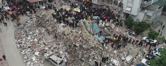 AFAD: число погибших в Турции из-за землетрясения превысило 12 тысяч