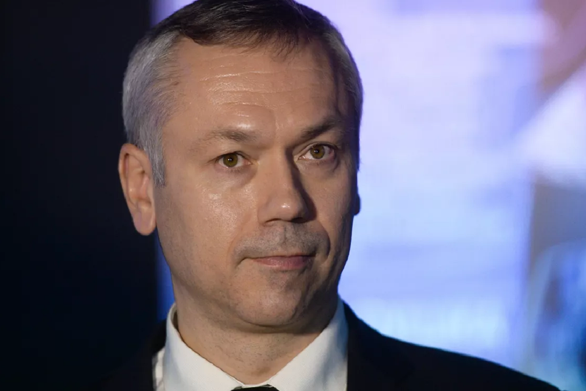 Губернатор Травников призвал глав районов пожертвовать часть зарплаты на нужды СВО