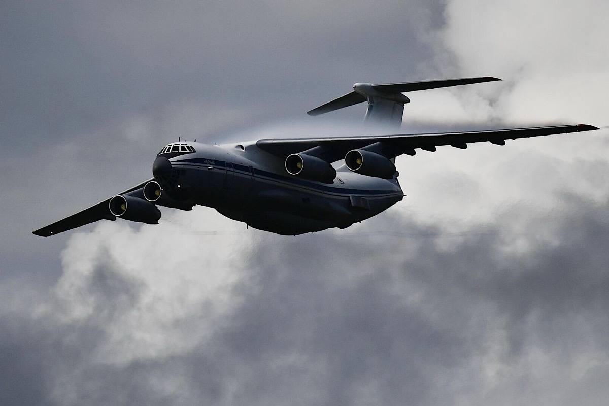 ВКС России получили новый транспортный самолет Ил-76МД-90А