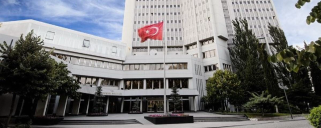 В МИД Турции раскритиковали резолюцию Франции по Карабаху