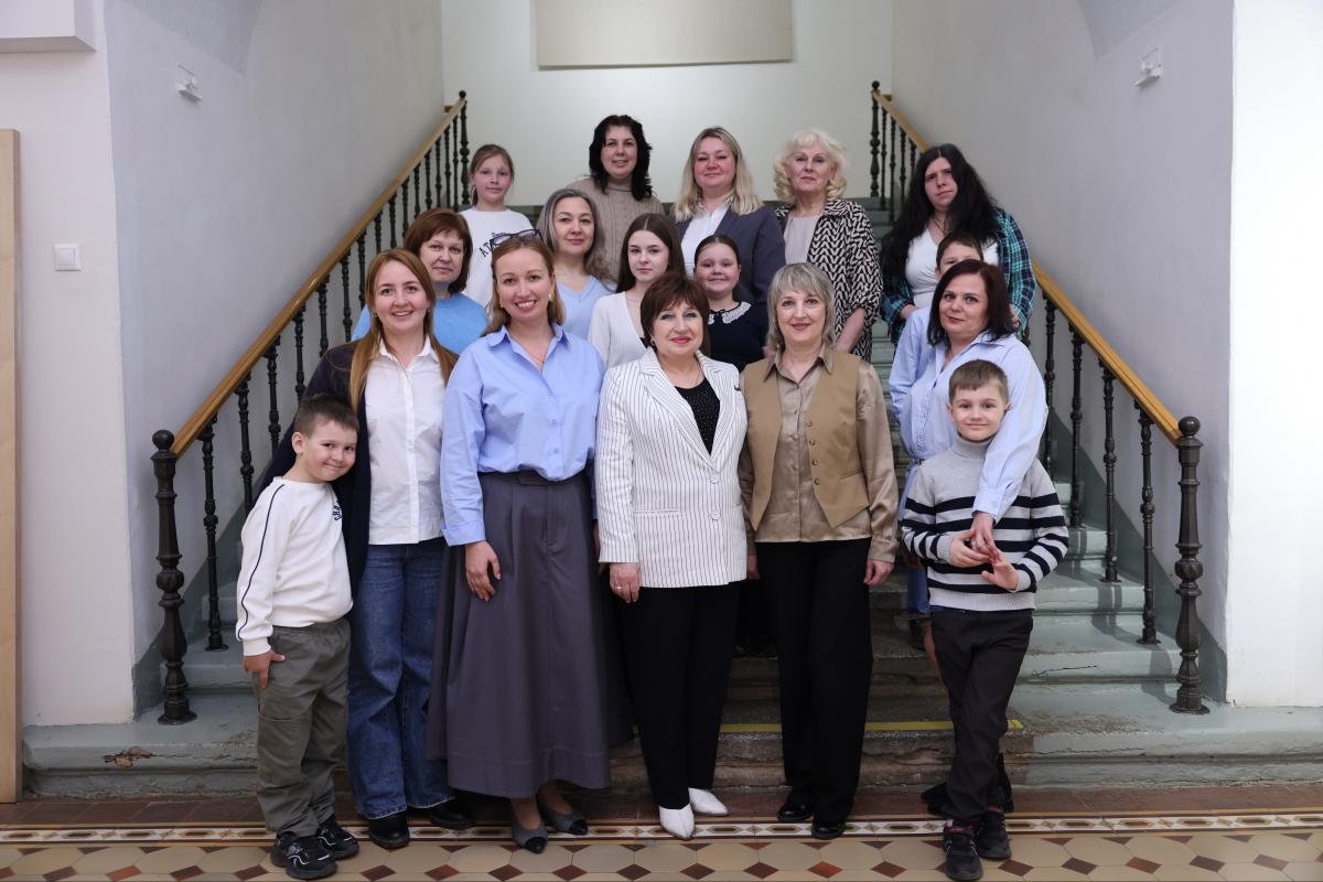 «Поддержка участников СВО и их близких — безусловный приоритет»: Спикер Заксобрания Владимирской области Ольга Хохлова встретилась с участниками флагманского проекта «Жизнь после Победы»