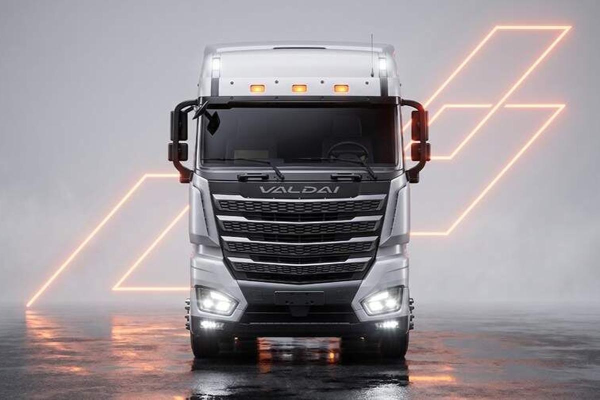 Наследник Foton с 490 л.с. и российским ПО: чем новый Валдай 45 Pro отличается от предшественника