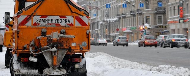 «Не перетрудились»: жители Петербурга подвергли критике Комблаг после очередного рапорта об уборке снега