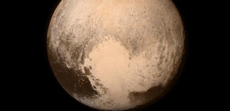 NASA опубликовало видео полета New Horizons к Плутону