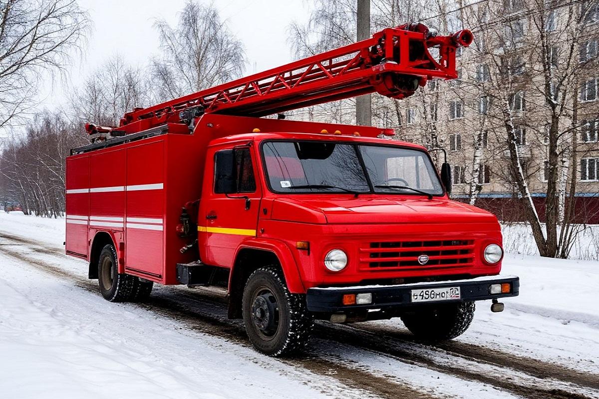 Роковой поворот пожарной машины в Петербурге стоил жизни ребенку