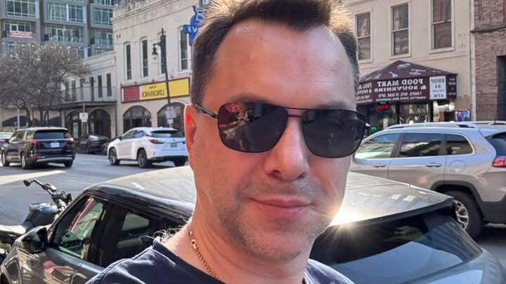 Все дело в приставке. Арестович дал ответ на вопрос: когда закончится СВО