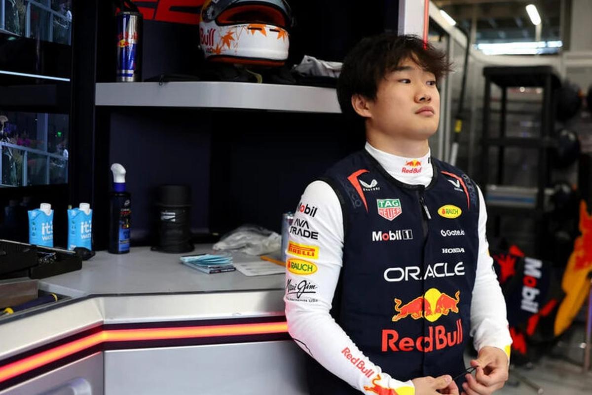 Хорнер: Цунода показал отличный результат без аварии в Формуле 1