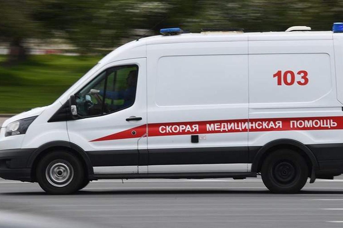 В Калининграде девочка-подросток прыгнула из окна ради встречи с парнем