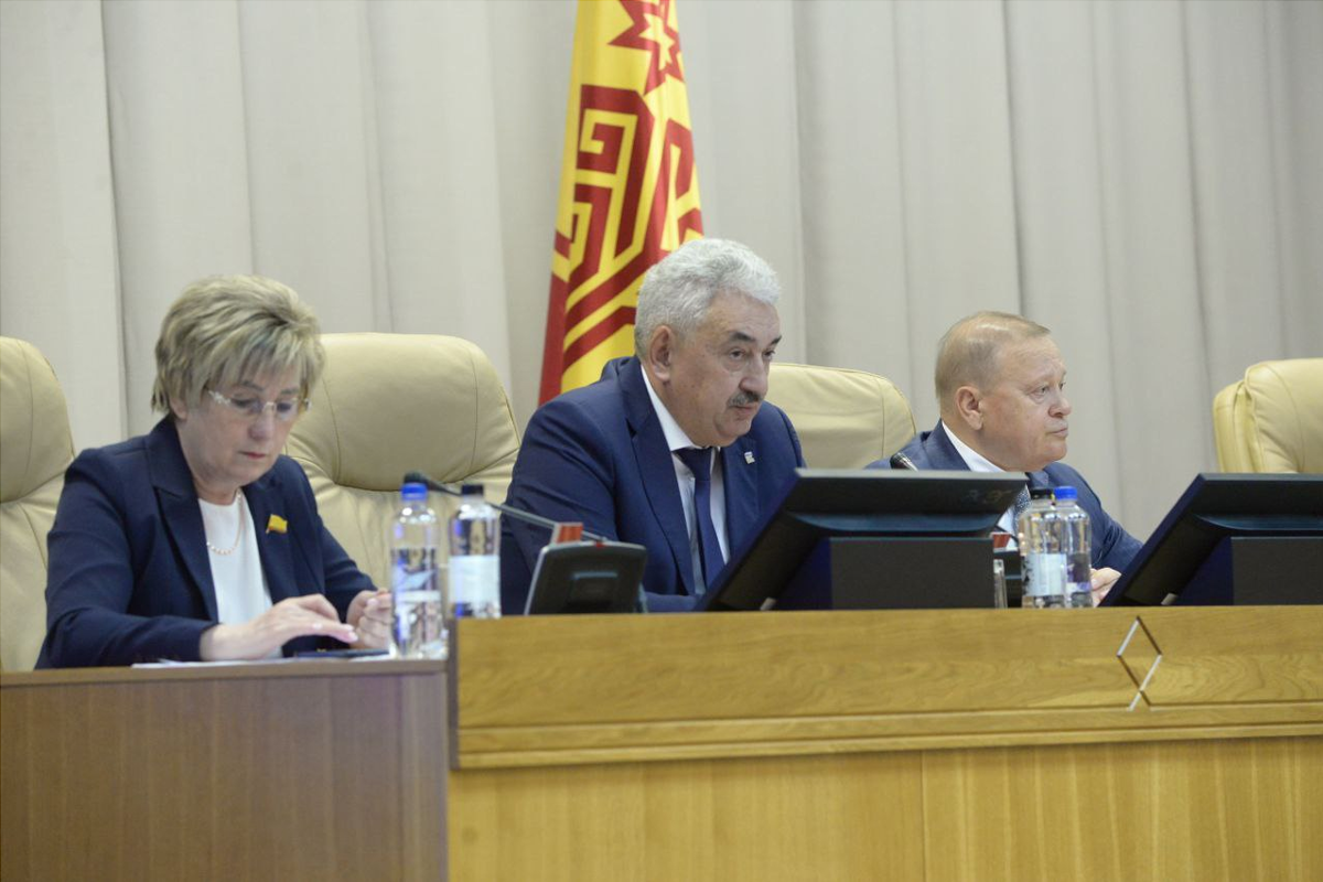 Спикер Госсовета Леонид Черкесов: В Чувашии появятся советники глав администраций для оперативного решения проблем военнослужащих