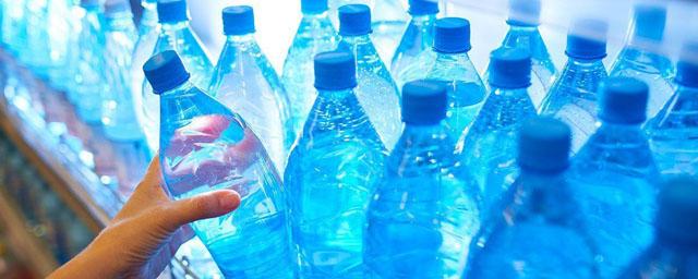 В Роскачестве рассказали, какую бутилированную воду не стоит покупать