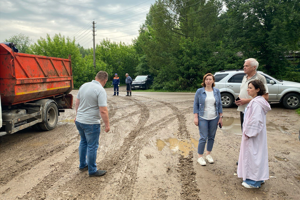 Екатерина Носачева проверила благоустройство Михалева в г.о. Пушкинский