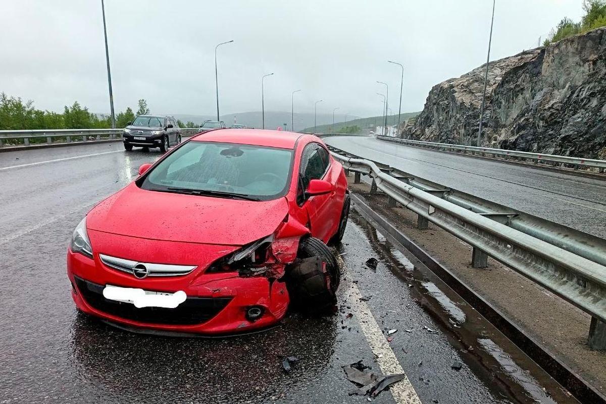 В ГАИ Мурманской области рассказали о ДТП за последние сутки