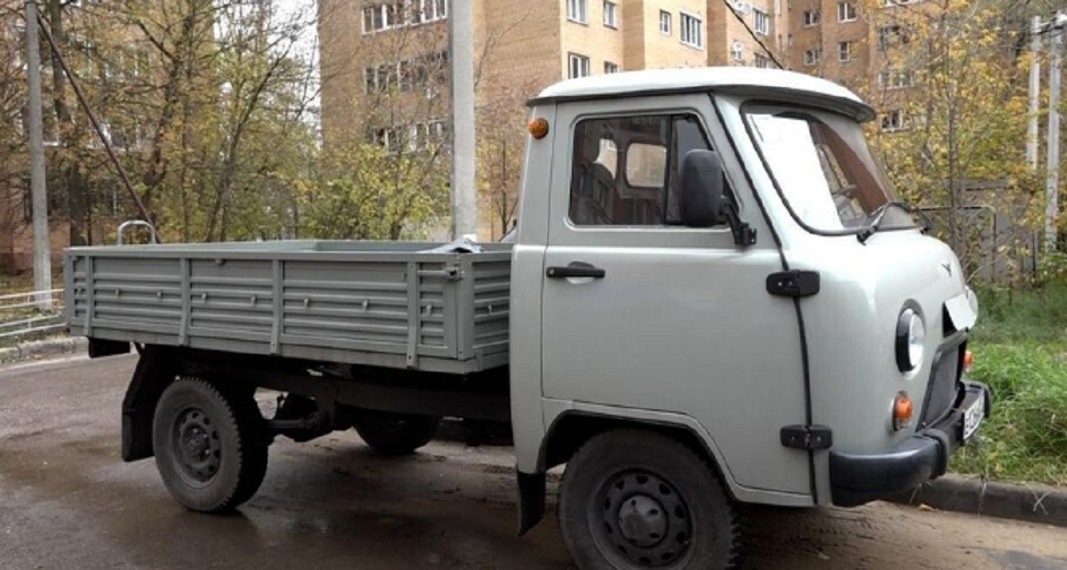 Российский фонд помощи передал новый УАЗ бойцам СВО из Красногорска