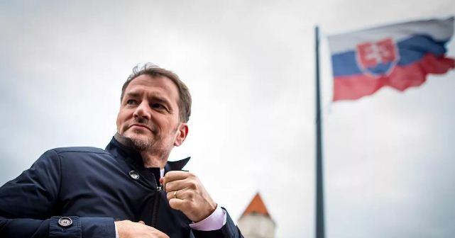 Премьер-министр Словакии Матович ушел в отставку на фоне скандала со «Спутником V»