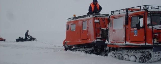 В Бердске спасатели вызволили рыбаков из снежного заноса