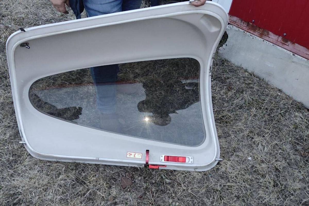 Во время учебного полета в Ульяновской области произошел инцидент с дверью самолета