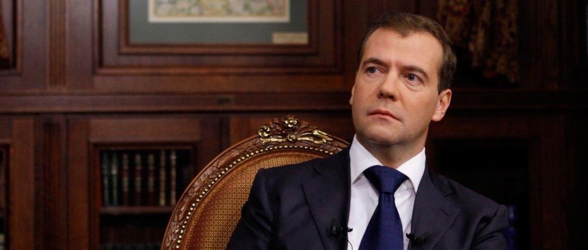 Медведев заявил, что доработка Конституции будет