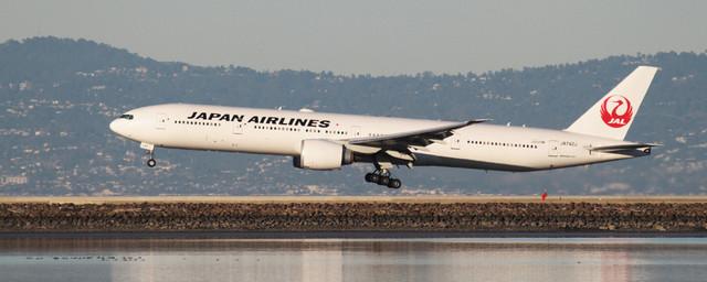 Boeing попросила приостановить использование лайнеров 777