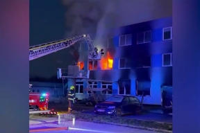 В Чехии задержали трех подозреваемых в поджоге оборонного завода