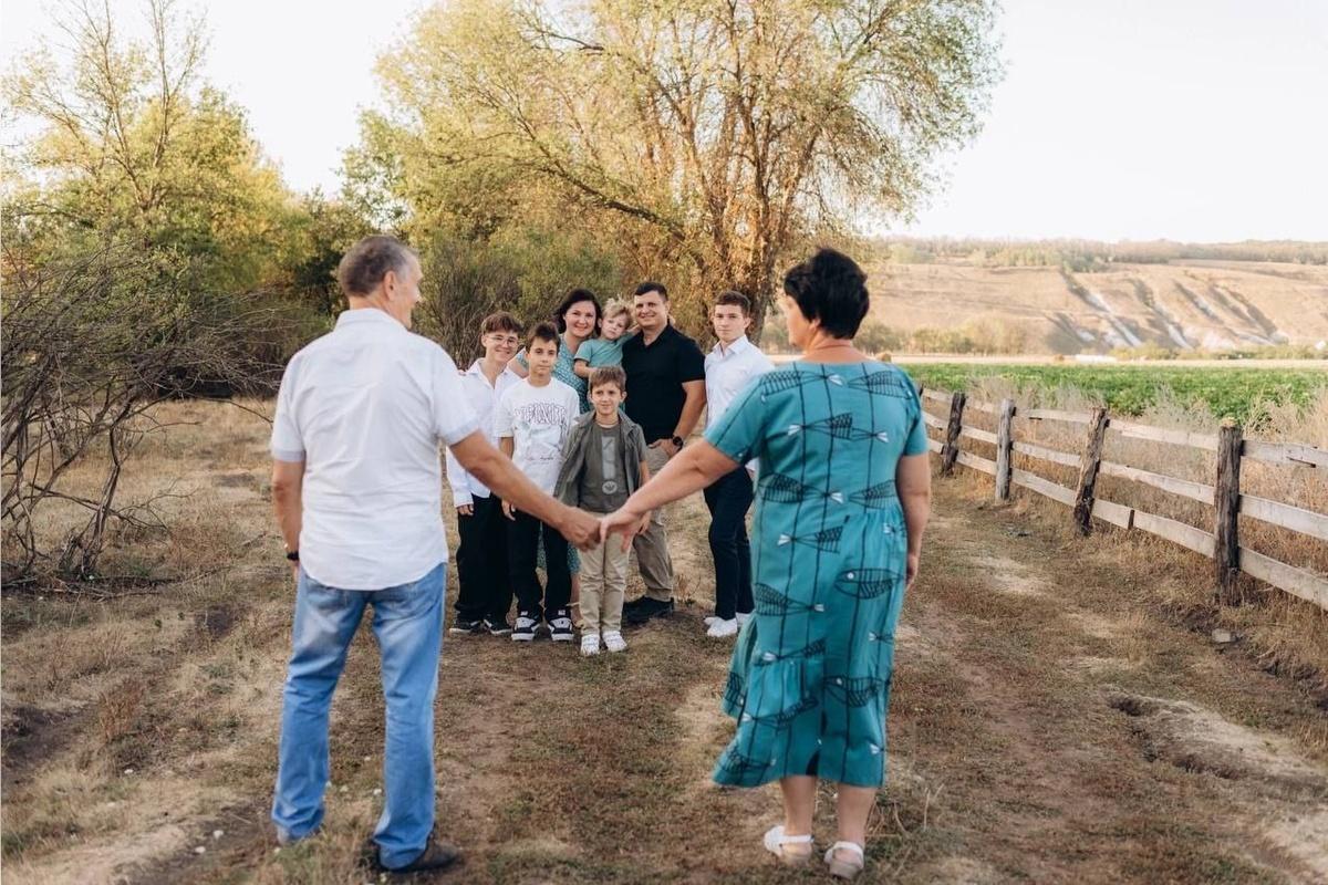 Спикер облдумы Юрий Клепиков: Многодетные семьи подают пример беззаветной заботы и мудрого воспитания для всех белгородцев