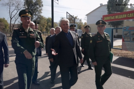 Председатель Госдумы Володин побывал в Саратовском артиллерийском училище