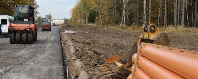 В Калининграде асфальтируют дорогу от Чкаловска до окружной