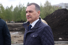 Мэр Новосибирска Максим Кудрявцев: В рамках первой очереди сквера на Демакова осенью будут сданы световой арт-объект, каменный сад и высажены 2,5 тысячи деревьев и кустарников
