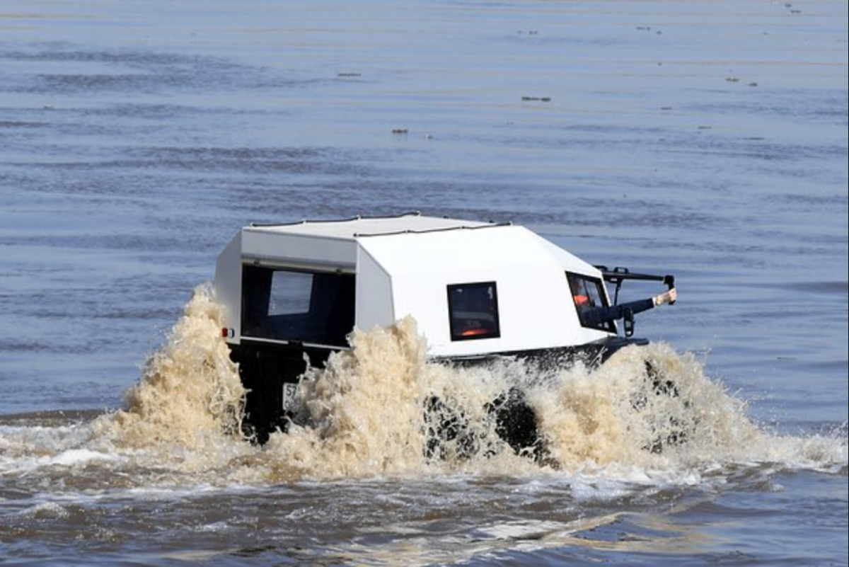 В Забайкалье возбуждено уголовное дело после гибели пяти человек в утонувшем вездеходе