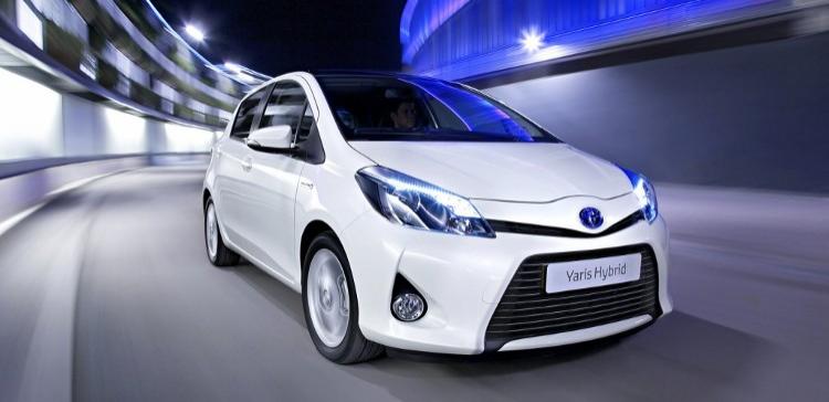 Toyota намерена через пять лет удвоить продажи гибридов
