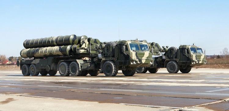 ВКС РФ получили полковой комплект ЗРС С-400