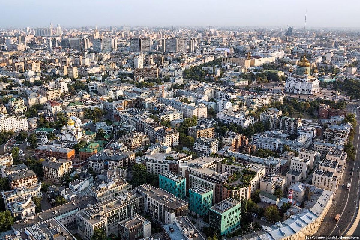 В Москве самое дорогое жильё продаётся в районе Хамовники