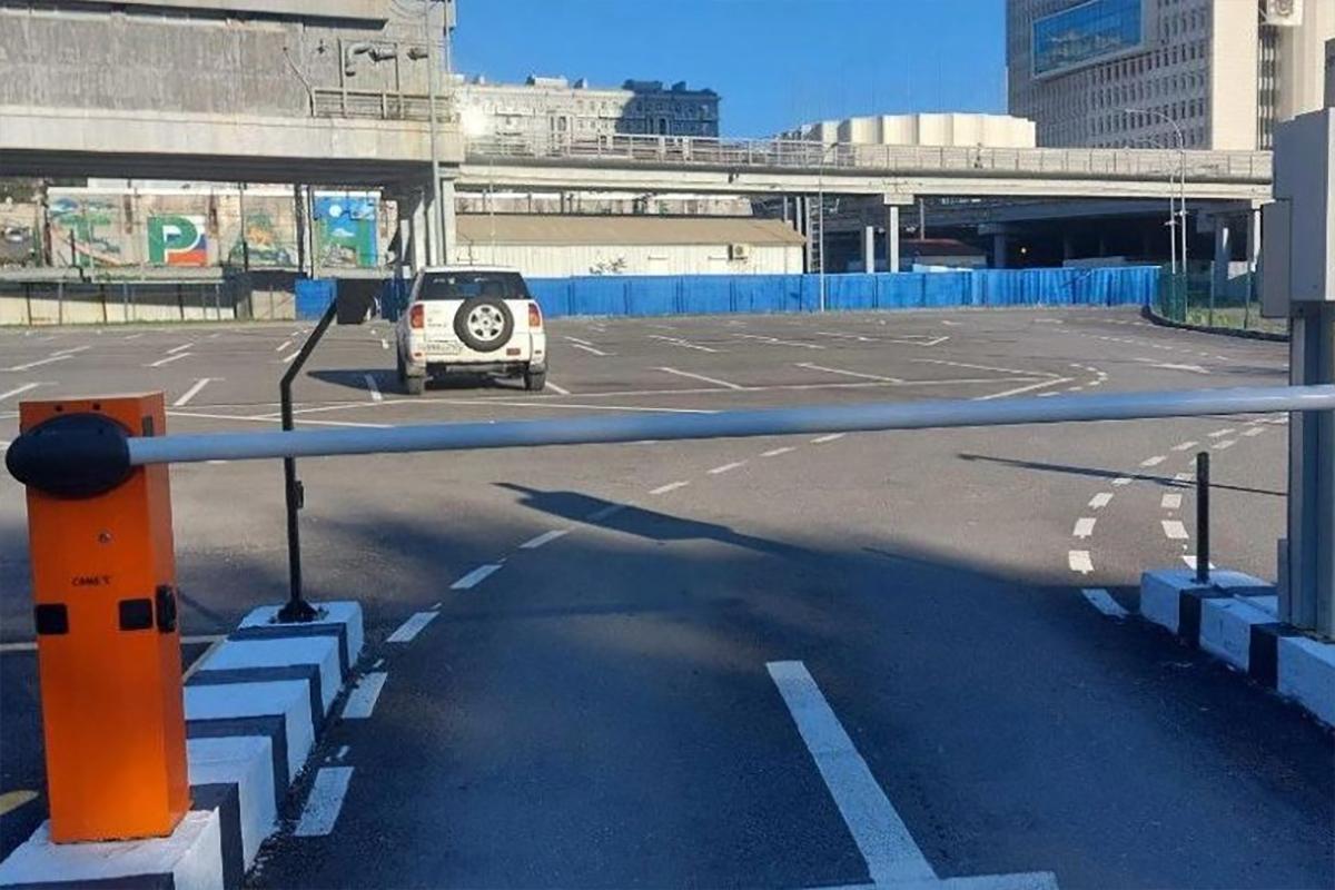 Новые муниципальные парковки запускают во Владивостоке