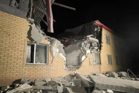 В поселке Казахстана из-за взрыва газа частично обрушился 2-этажный дом, два человека погибли