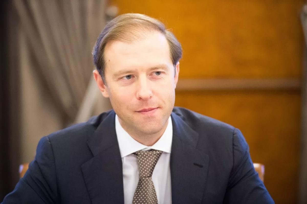 Более 250 млрд рублей на авиапром: Мантуров анонсировал старт поставок