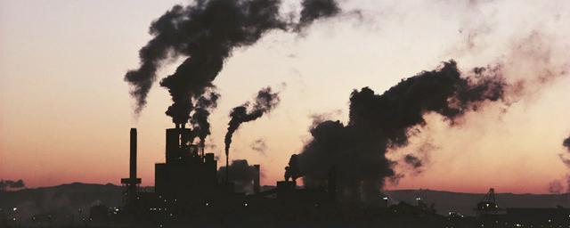 Предприятия Новокузнецка заплатят штраф за загрязнение воздуха