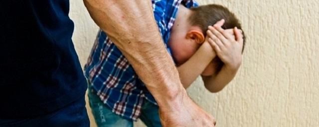 Житель Волгоградской области два года истязал малолетнего пасынка