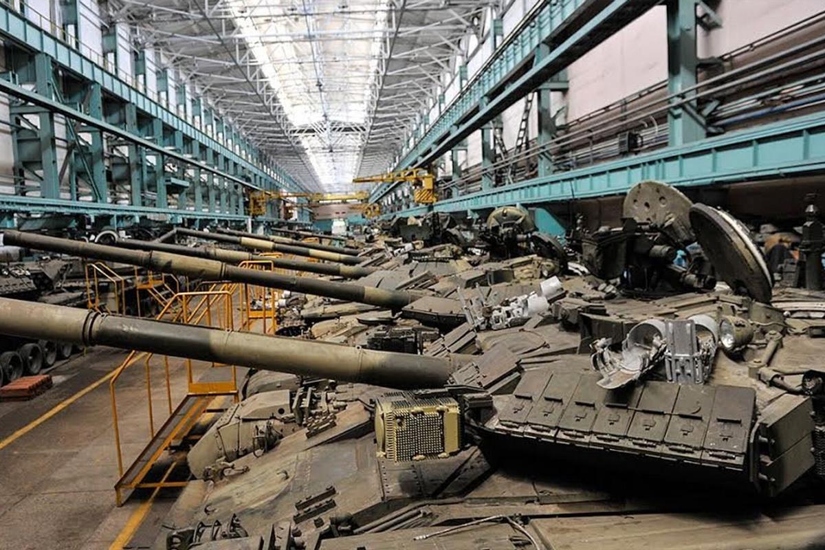 ВС РФ нанесли удар по танковому заводу в Харькове