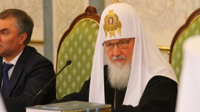 Патриарх Кирилл призвал не отвергать покинувших страну людей, вернувшихся с покаянием