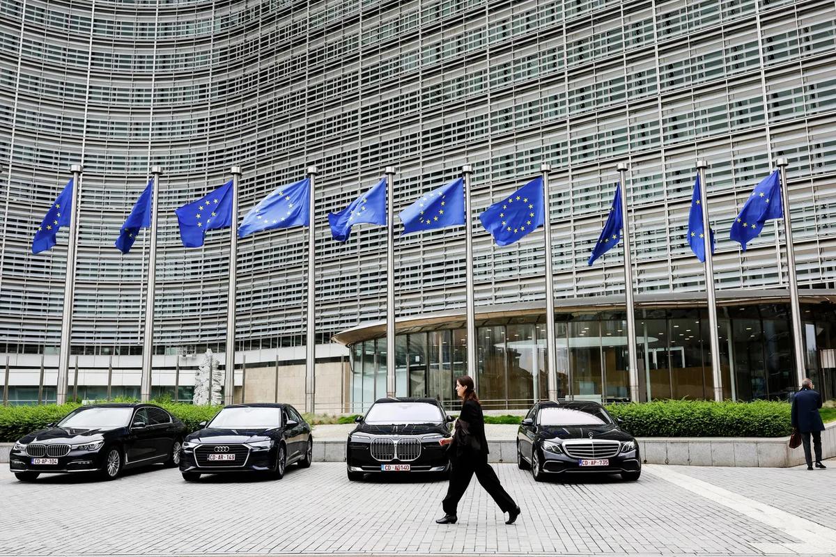 ЕС продлил на год антироссийские санкции