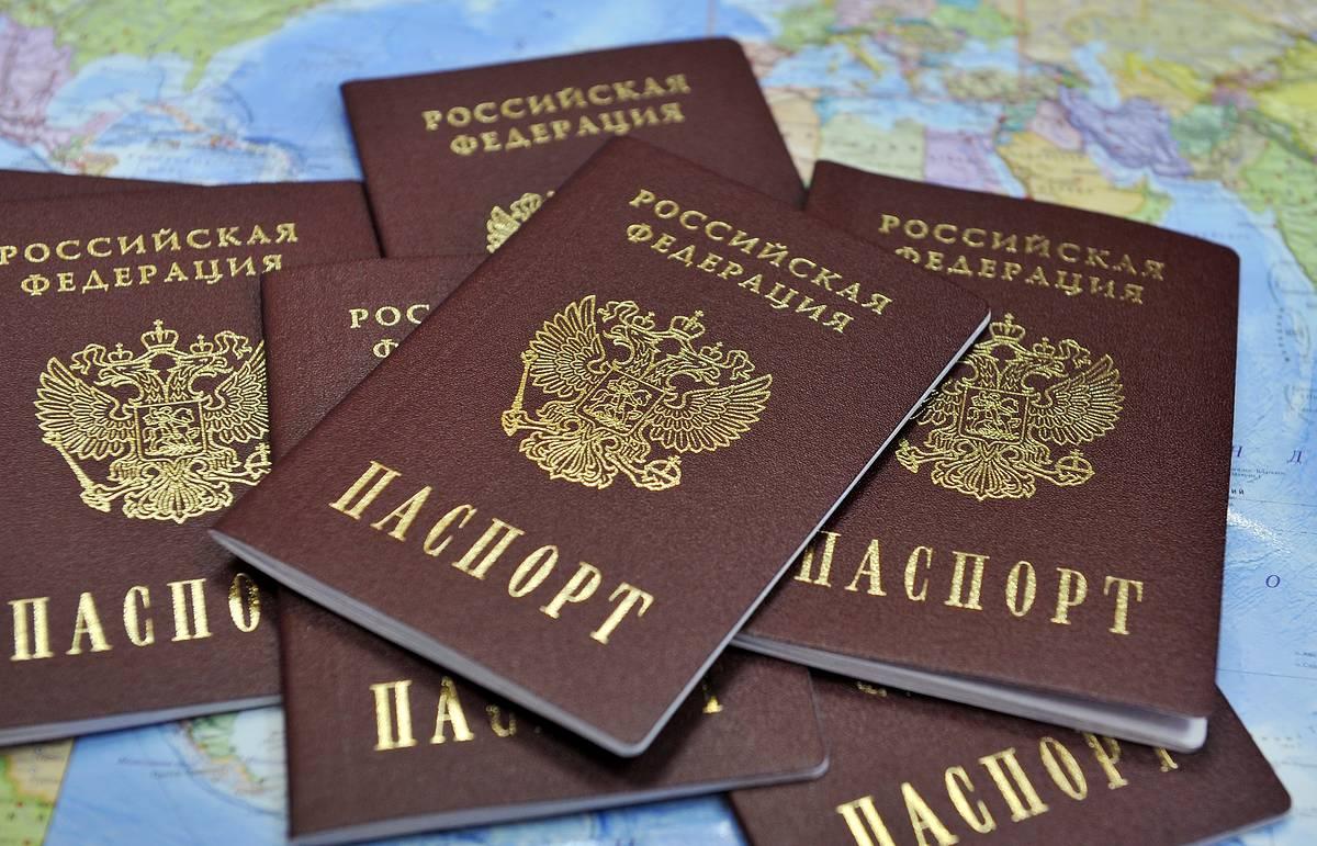 Власти Белоруссии испортили паспорта журналистов из России