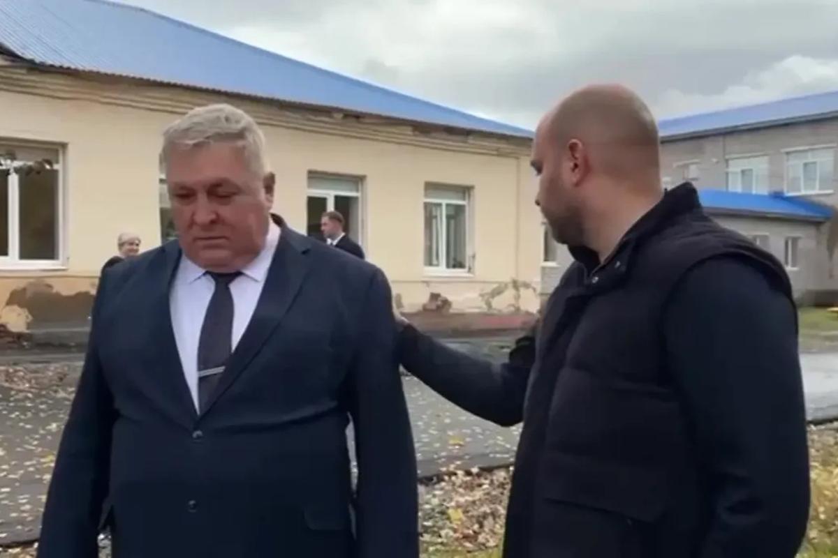 Губернатор Федорищев извинился за мат при увольнении главы района