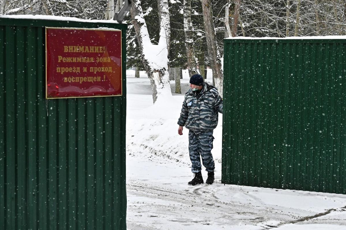 Правительство внесло в Думу законопроект о лечении лиц в спецприемниках медиками МВД